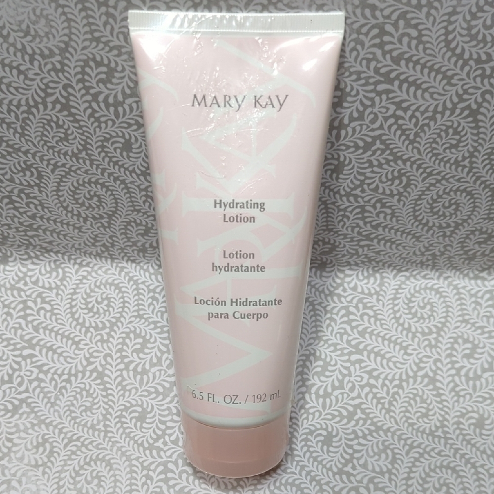 Mary Kay Cream Moisturizer for Radiant Skin